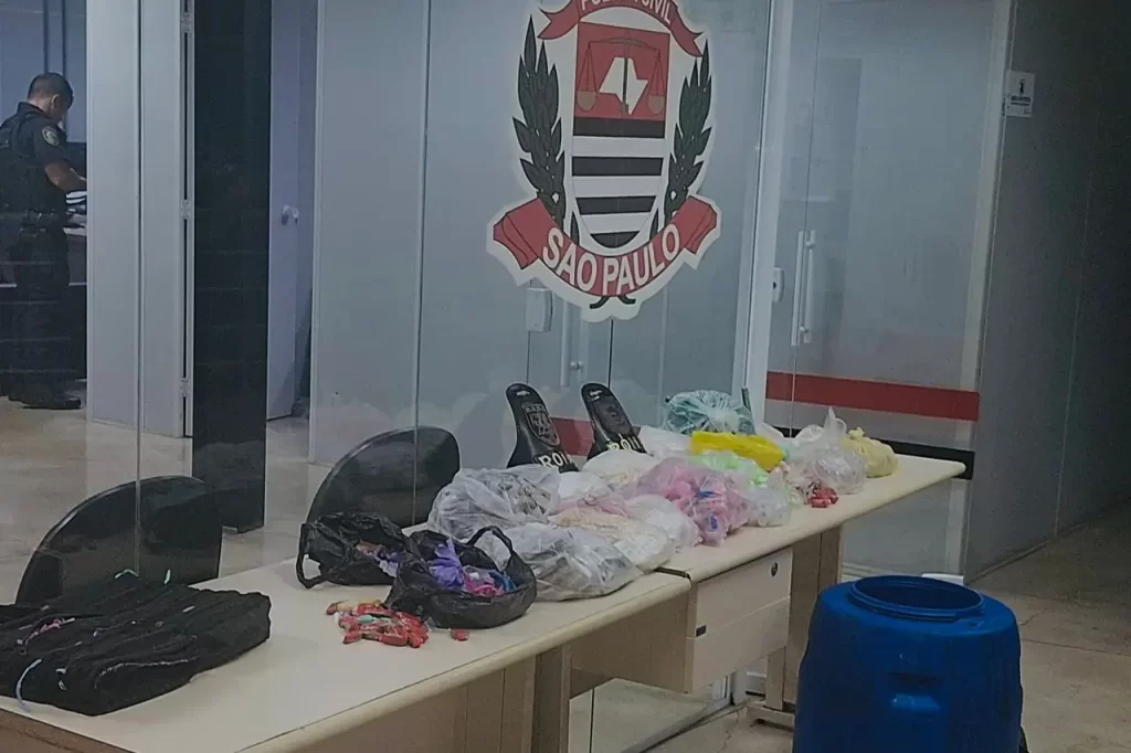 GCM de Santo André apreende mais de 5 mil pacotes com drogas no bairro Cata Preta