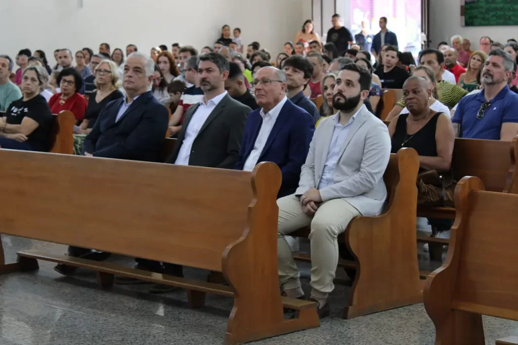 Presidente em Exercício Geraldo Alckmin participa de ato em apoio a Eduardo Leite rumo ao segundo turno em Santo André 2 Presidente em Exercício Geraldo Alckmin participa de ato em apoio a Eduardo Leite rumo ao segundo turno em Santo André