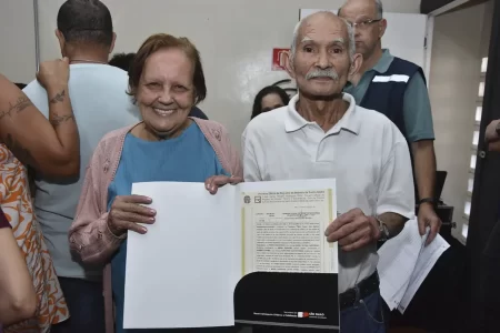 Santo André entrega 137 matrículas habitacionais para moradores do Núcleo Quilombo I