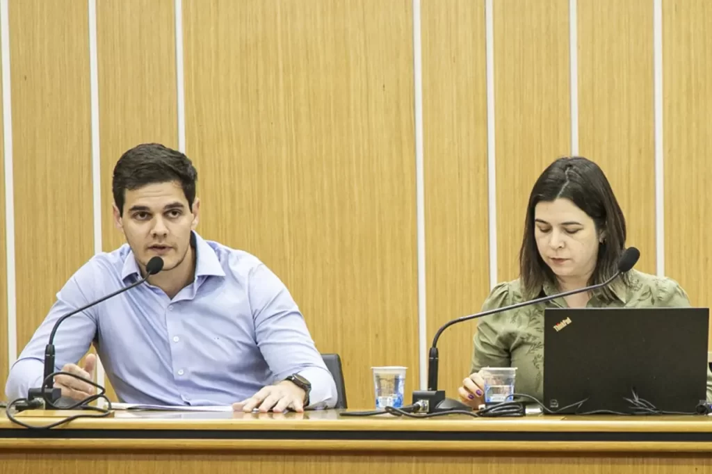 Secretarias da Fazenda e Planejamento de São Caetano realizam audiência pública sobre LDO na Câmara Municipal