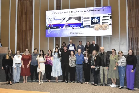 Câmara Municipal de São Bernardo concede Medalha João Ramalho ao Colégio Singular