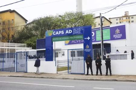 Prefeitura de São Bernardo entrega novo Centro de Atenção Psicossocial Álcool e Drogas Alves Dias