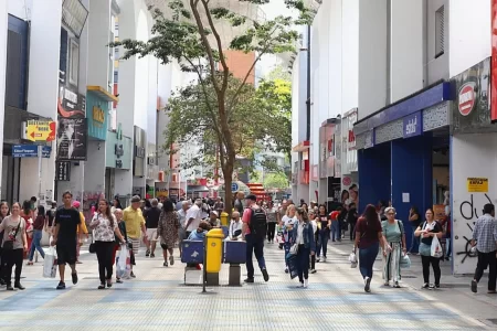 Procon orienta consumidores para compras do Dia das Crianças