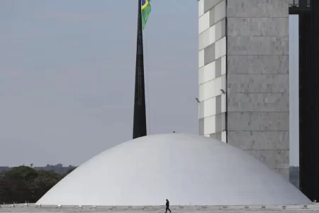 Senado aprova projeto para reduzir emissões de gases de efeito estufa no Brasil