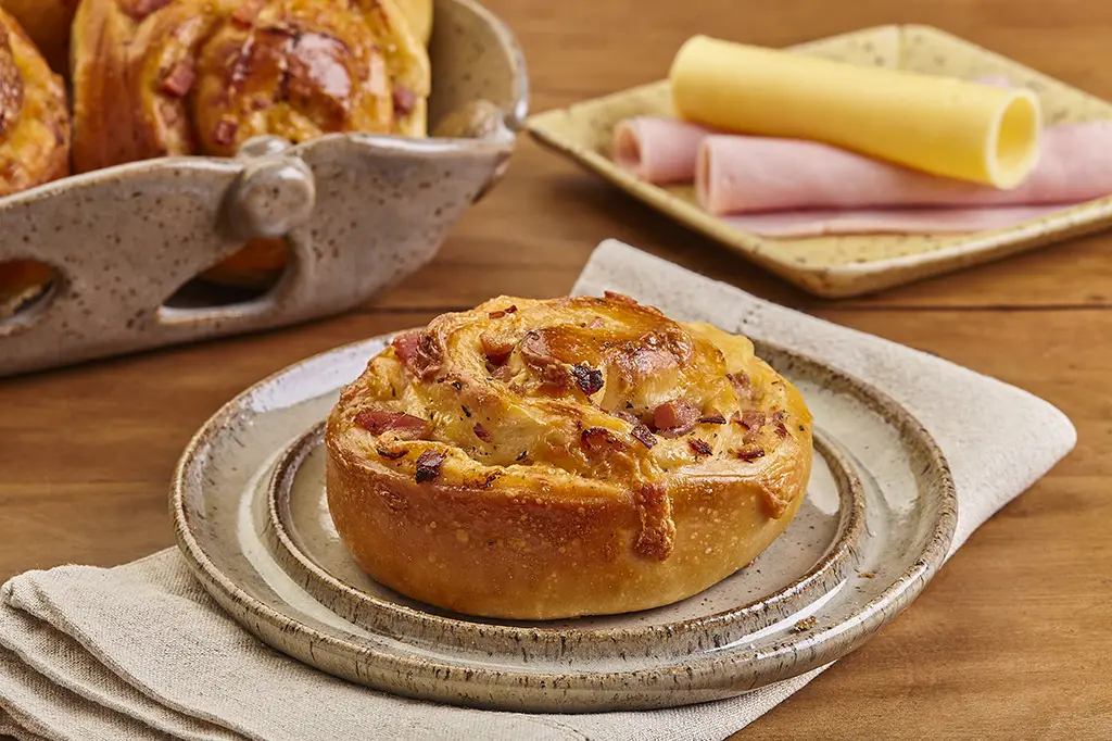 Novos folhados catarina e pão joelho da Padaria Brasileira, com sabores para agradar todos os gostos