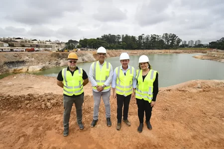 Prefeito Orlando Morando vistoria obras do Piscinão Jaboticabal, hoje 65% executado