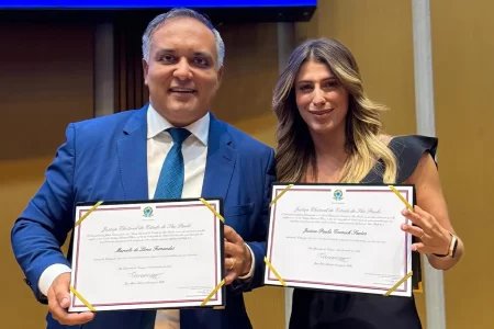 Marcelo Lima e Sargento Jessica Cormick são diplomados no plenário da Câmara Municipal de São Bernardo.