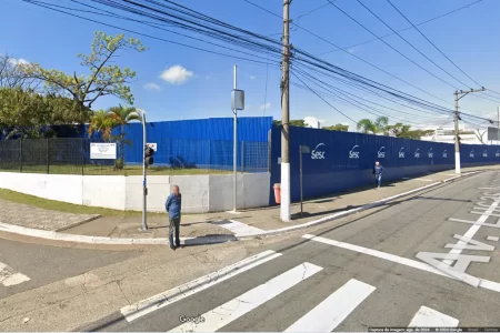 Prefeito Orlando Morando em vistoria às obras do primeiro Sesc de São Bernardo do Campo.