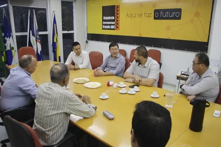 Taka Yamauchi e Aroaldo Silva discutem transição de gestão no Consórcio Grande ABC