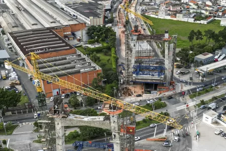 Viaduto estaiado avança em São Bernardo e promete melhorar mobilidade no Grande ABC