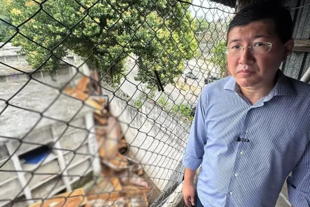 Descaso no Cemitério Municipal de Diadema expõe abandono prefeito Taka promete mudanças