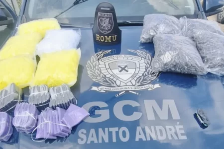 GCM de Santo André prende homem transportando material para embalar drogas