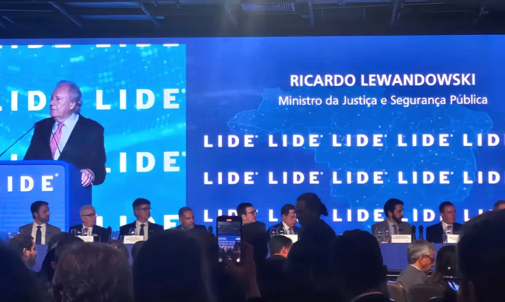 Milton e Roberta Bigucci participam de almoço empresarial com o ministro Lewandowski