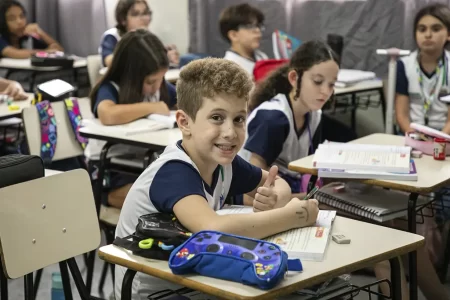 São Caetano investe R$ 10 milhões em uniforme e kit de material escolar