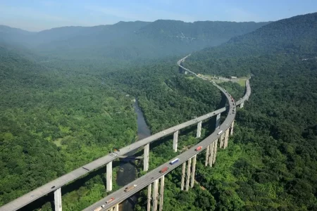 São Paulo anuncia terceira pista na Rodovia dos Imigrantes