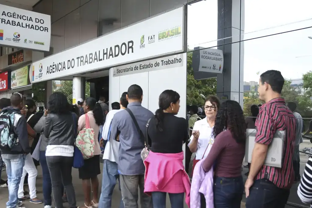 Seguro-desemprego valor máximo sobe para R$ 2.424,11 com novo reajuste