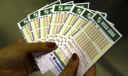 Mega-Sena acumula e prêmio sobe para R$ 90 milhões; veja os números sorteados