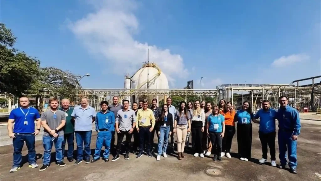 Braskem promove mais de 40 tours técnicos na Plástico Brasil 2025 e atrai mais de 700 participantes