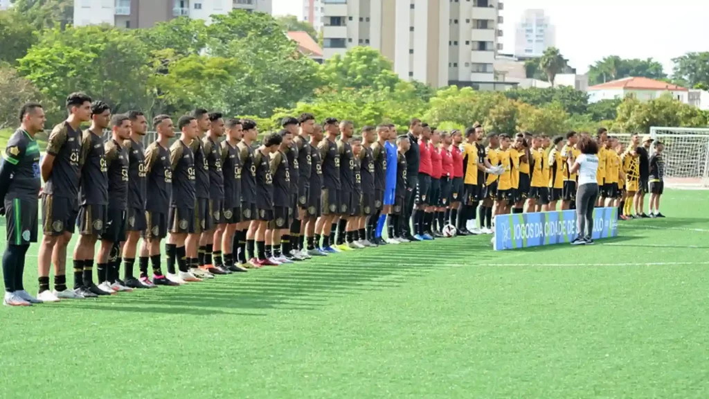 Final dos Jogos da Cidade agita o Pacaembu com futebol amador e amistoso feminino