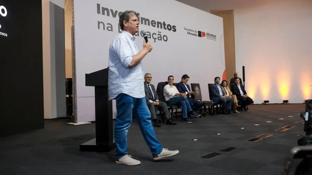 Governo de SP anuncia investimentos de R$ 530 Milhões para a Educação
