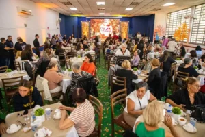 Chá de Outono do Fundo Social de São Caetano reúne mais de 250 munícipes