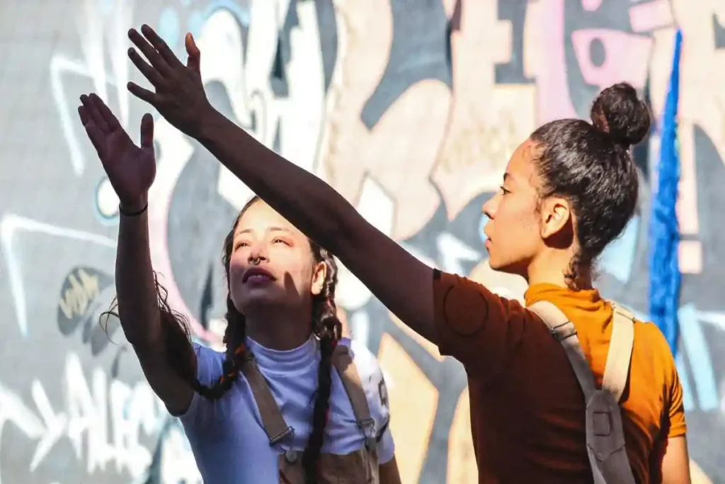 Coletivo Noroest apresenta espetáculo de dança "Vértebras Quebradas" em Campinas e Mauá 1 Coletivo Noroest apresenta espetáculo de dança "Vértebras Quebradas" em Campinas e Mauá
