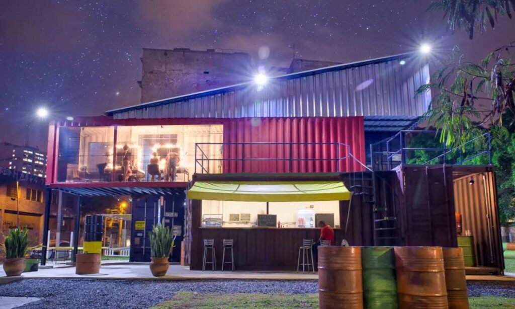 Em meio a polêmica, Teatro de Contêiner tem 15 dias para desocupar espaço ocupado desde 2016