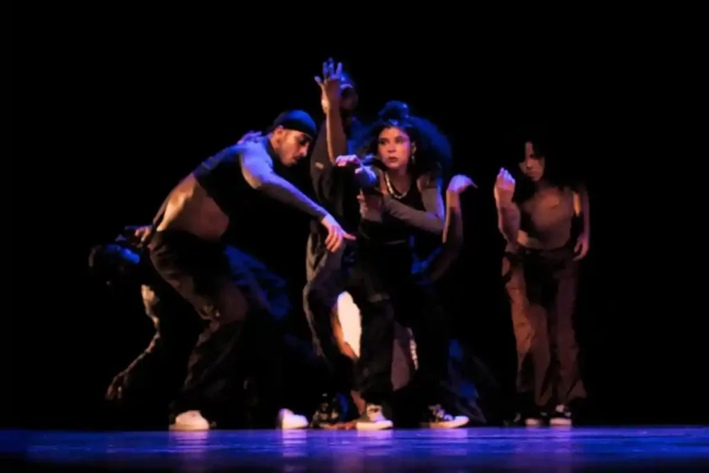 Escola Livre de Dança recebe espetáculo de hip hop "O Corre"