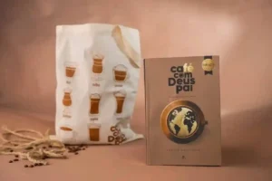 No Dia Nacional do Café, uma pausa com propósito: best-seller 'Café com Deus Pai' transforma a manhã de milhares de brasileiros em um momento de fé