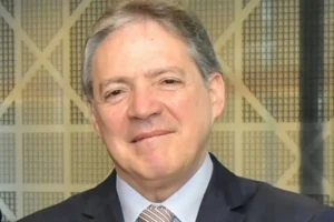 PUC-SP consagra Wagner Balera Professor Emérito em Sessão Solene