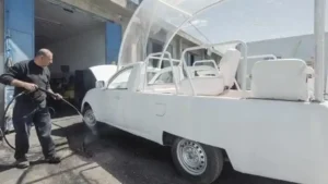 Papamóvel será convertido em ambulância pediátrica para Gaza