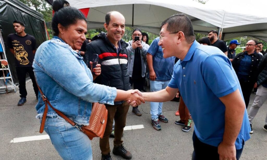 Prefeito Taka celebra retorno da Rua da Gente com festival gratuito e público recorde em Diadema 1 Prefeito Taka celebra retorno da Rua da Gente com festival gratuito e público recorde em Diadema