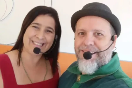 Sesi Diadema promove Feira de Troca de Livros com contação de história acessível em Libras 