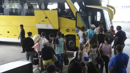 Show de Lady Gaga e feriado levam mais de 500 mil turistas ao Rio de Janeiro