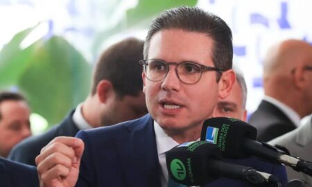 Presidente da Câmara, Hugo Motta, comenta cassação de Carla Zambelli após decisão do STF
