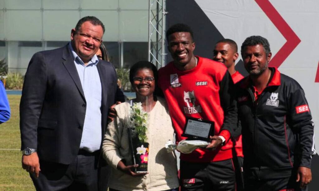 Homenagens e bons resultados marcam a 3ª etapa do Paulista de Atletismo Adulto 1 Homenagens e bons resultados marcam a 3ª etapa do Paulista de Atletismo Adulto