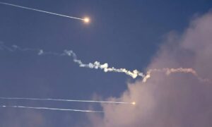 Irã ataca base militar dos EUA no Catar em resposta a bombardeios; governo do Catar reage
