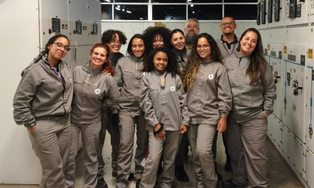 Linha 5-Lilás promove treinamento inédito com foco em segurança elétrica voltado exclusivamente a mulheres