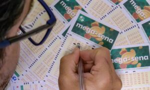 Mega-Sena acumula e prêmio chega a R$ 110 milhões; veja os números sorteados