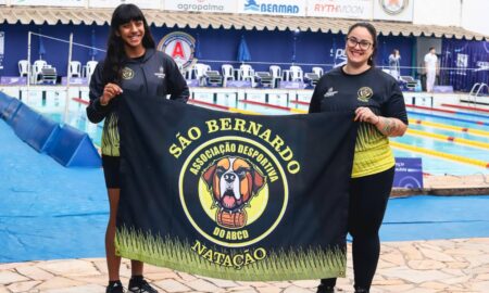 Nadadora de São Bernardo quebra recorde do campeonato petiz após 33 anos