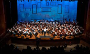 Orquestra Locomotiva se apresenta nesta quarta e quinta-feira no Teatro Municipal