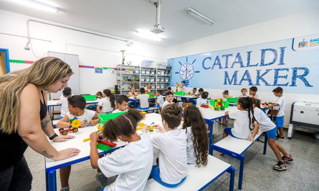 Prefeitura de São Bernardo retoma pagamento de progressão e benefício chega a 3.309 profissionais da Educação 1 Prefeitura de São Bernardo retoma pagamento de progressão e benefício chega a 3.309 profissionais da Educação