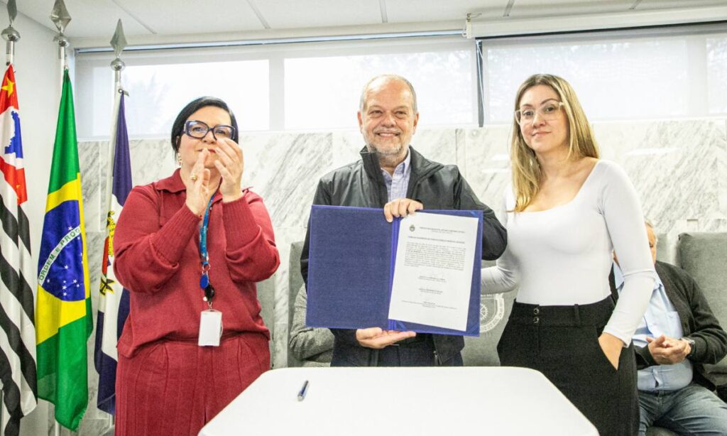 Prefeitura de São Caetano dá posse aos novos conselheiros de Saúde 1 Prefeitura de São Caetano dá posse aos novos conselheiros de Saúde