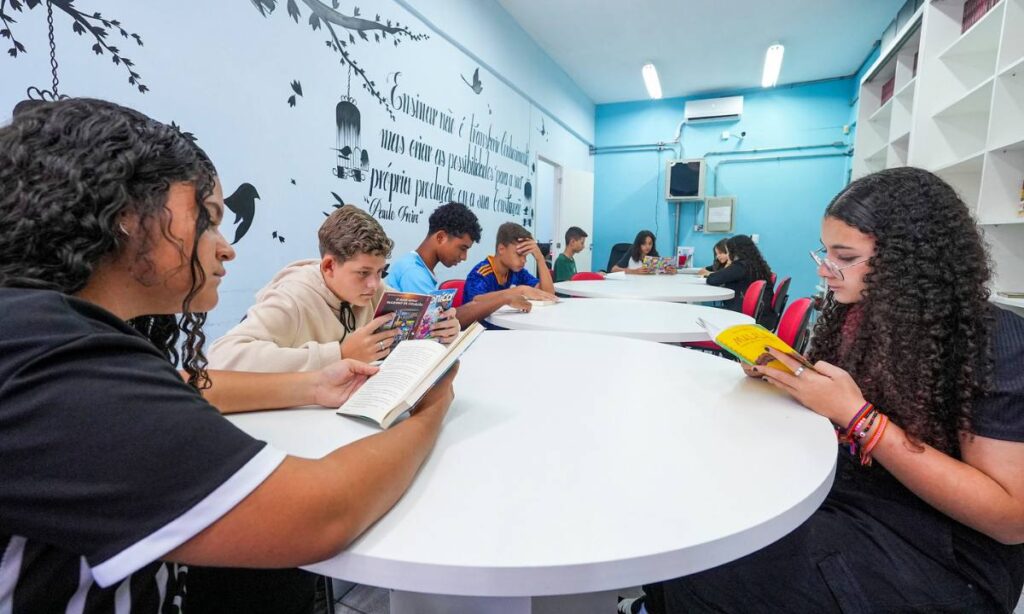 Reforma e climatização de escola estadual concluída pelo Governo de São Paulo em 2025