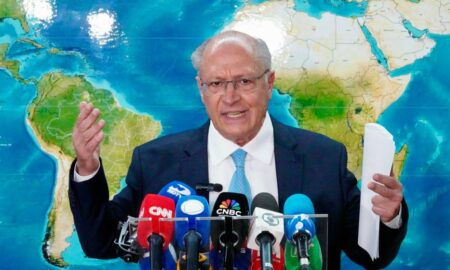 Alckmin calcula que 35,9% das exportações brasileiras serão impactadas por tarifa de Trump