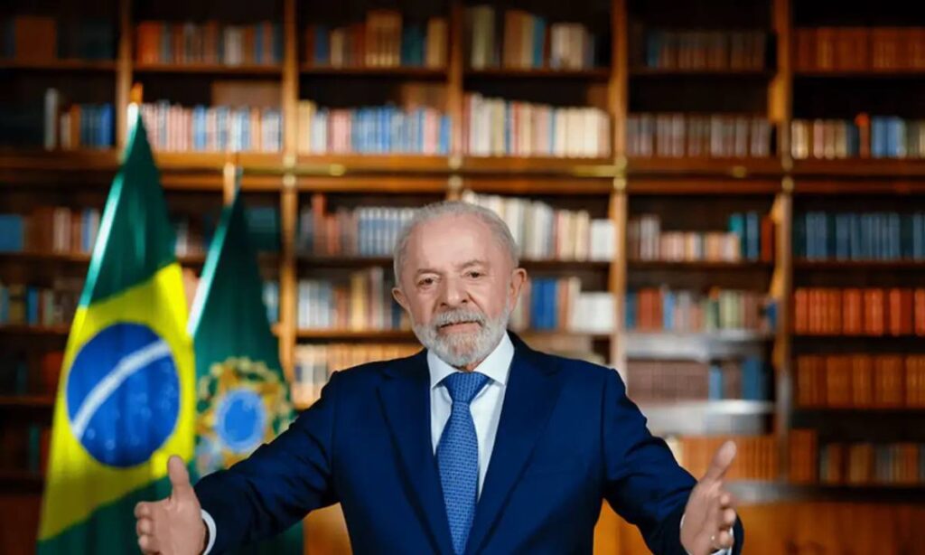Em pronunciamento, Lula rebate tarifa de Trump, defende soberania do Brasil