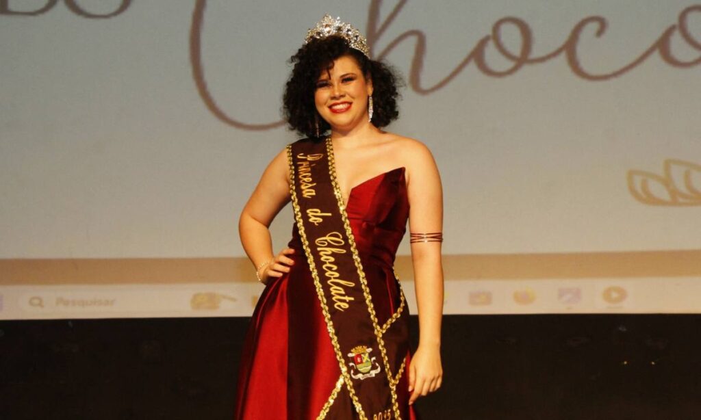 Emilly Silva é eleita Princesa do Chocolate 2025 em Ribeirão Pires 1 Emilly Silva é eleita Princesa do Chocolate 2025 em Ribeirão Pires