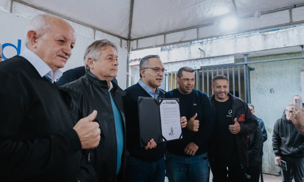 Marcelo Lima autoriza recapeamento de ruas na Vila Feliz em São Bernardo com obras do programa Minha Rua Nova 1 Marcelo Lima autoriza recapeamento de ruas na Vila Feliz em São Bernardo com obras do programa Minha Rua Nova