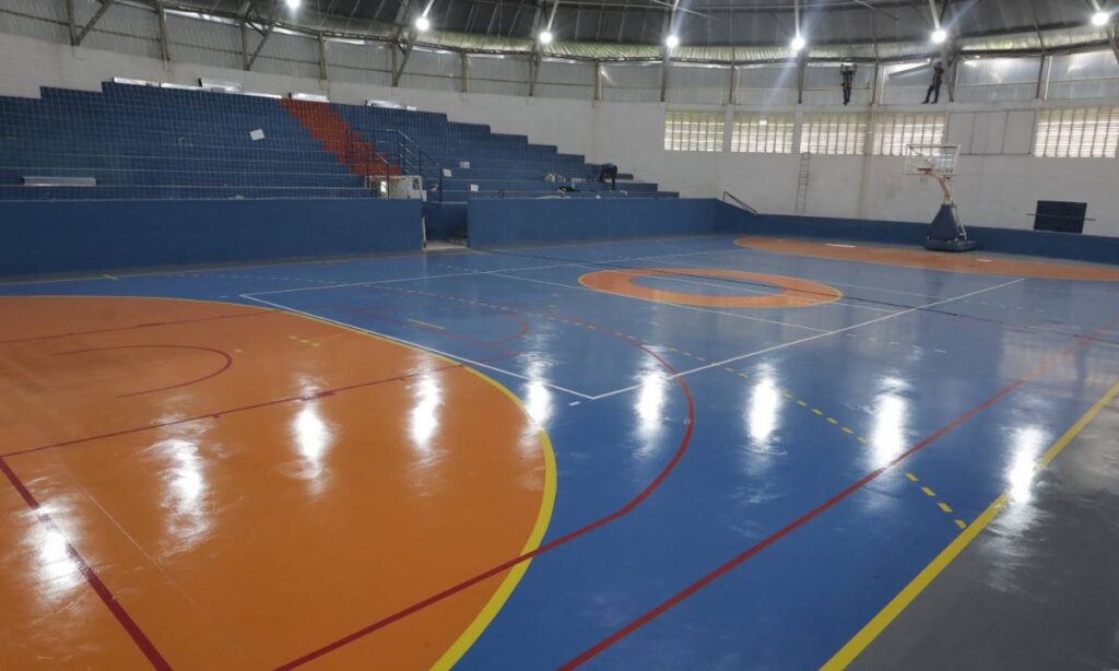 Mauá abre inscrições para aulas gratuitas de futsal feminino no Jardim IV Centenário