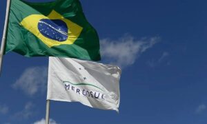Lula assume presidência do Mercosul e reforça articulações para acordos com União Europeia e EFTA